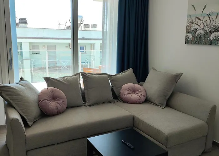 Apartment Agm Airport Faro 10 *